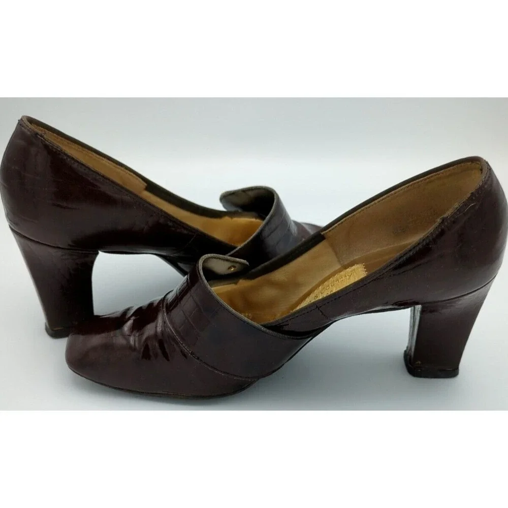 Vtg Town And Country Faux Alligator Block Heeled Pumps Womens 8 AA Brown Leather